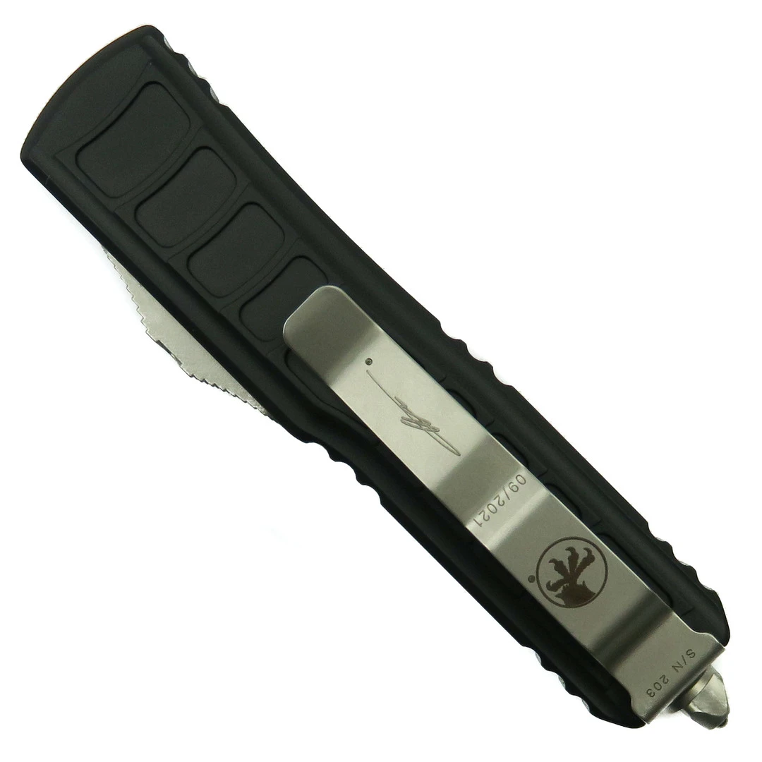 Microtech Signature Series UTX-85 OTF II Auto Knife, Stonewash Dagger - Image 2